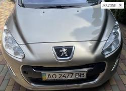 Хэтчбек 5 дверей Peugeot 308 2013 в Берегово
