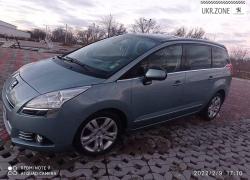 Компактвэн Peugeot 5008 I 2011 в Белой Церкви