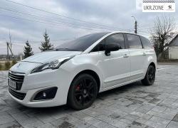 Компактвэн Peugeot 5008 I 2012 в Тячеве