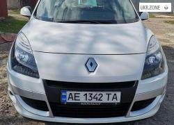 Компактвен Renault Scenic III 2011 у Дніпрі
