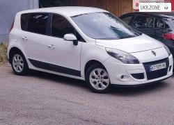 Компактвен Renault Scenic III 2011 у Чернівцях