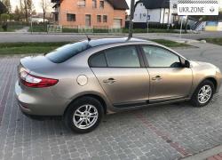 Седан Renault Fluence I 2010 в Львове