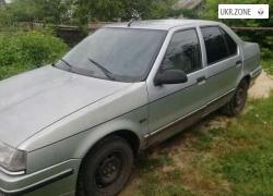 Седан Renault 19 I 1991 у Новгород-Сіверському