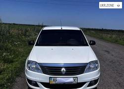 Седан Renault Logan 2012 в Покровске