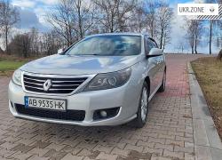 Седан Renault Latitude I 2011 в Виннице