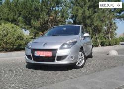 Компактвен Renault Scenic III 2010 у Дніпрі