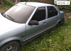 Седан Renault 19 I 1990 в Славском