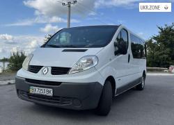 Минивэн Renault Trafic II Рестайлинг 2007 в Староконстантинове