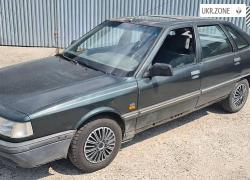 Хэтчбек 5 дверей Renault 21 I 1990 в Киеве