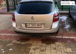 Универсал 5 дверей Renault Laguna 2012 в Ужгороде