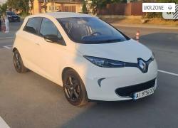 Хэтчбек 5 дверей Renault ZOE I 2015 в Киеве