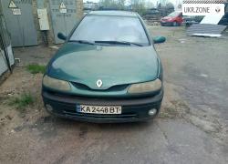 Ліфтбек Renault Laguna 2001 у Києві