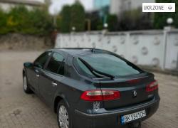 Лифтбек Renault Laguna II 2002 в Ровно