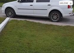 Седан Renault Logan I Рестайлинг 2011 в Оржице