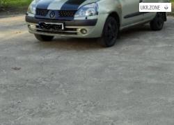 Седан Renault Clio II 2002 у Києві