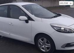 Компактвэн Renault Scenic III Рестайлинг 2 2015 в Кременчуге
