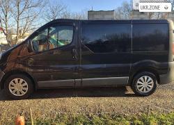 Минивэн Renault Trafic II 2004 в Косове