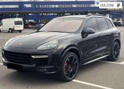 Внедорожник 5 дверей Porsche Cayenne II (958) Рестайлинг 2015 в Киеве