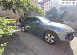 Внедорожник 5 дверей Porsche Cayenne 2018 в Киеве
