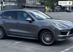 Позашляховик 5 дверей Porsche Cayenne II (958) 2012 у Києві