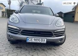Внедорожник 5 дверей Porsche Cayenne 2010 в Черновцах