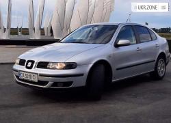 Седан SEAT Toledo II 2001 в Вишневом