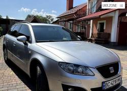 Седан SEAT Exeo I 2011 в Львове