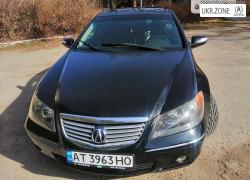 Седан Acura RL 2008 у Яремче
