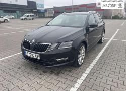 Универсал 5 дверей Skoda Octavia 2017 в Киеве