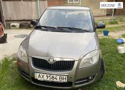 Хэтчбек 5 дверей Skoda Fabia 2007 в Харькове