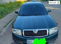 Седан Skoda Superb I 2003 в Стрые