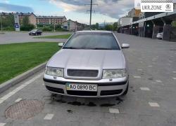 Ліфтбек Skoda Octavia I (Tour) Рестайлінг 2002 у Ужгороді