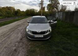 Лифтбек Skoda Octavia 2017 в Сумах