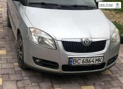 Хэтчбек 5 дверей Skoda Fabia II 2009 в Яворове