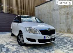 Хэтчбек 5 дверей Skoda Fabia II Рестайлинг 2012 в Львове