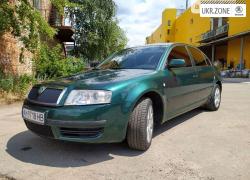 Седан Skoda Superb I 2004 у Коростишові
