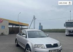Седан Skoda Superb 2006 у Луцьку