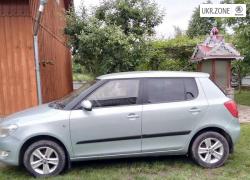 Хэтчбек 5 дверей Skoda Fabia 2010 в Черновцах