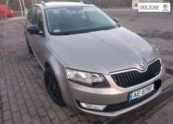 Універсал 5 дверей Skoda Octavia 2013 у Кривому Розі