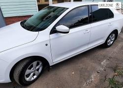 Лифтбек Skoda Rapid I 2014 в Чернигове