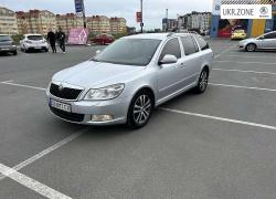 Універсал 5 дверей Skoda Octavia 2010 у Києві