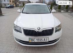 Лифтбек Skoda Superb II Рестайлинг 2014 в Яворове