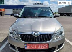 Компактвен Skoda Roomster 2010 у Луцьку