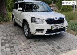 Позашляховик 5 дверей Skoda Yeti 2013 у Кривому Розі