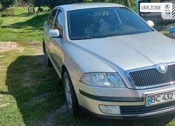 Лифтбек Skoda Octavia 2006 в Городке