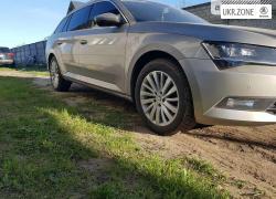 Универсал 5 дверей Skoda Superb III 2016 в Черкассах
