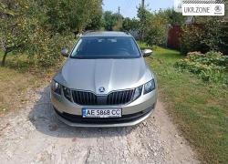 Универсал 5 дверей Skoda Octavia 2017 в Каменском