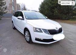Універсал 5 дверей Skoda Octavia 2017 у Полтаві