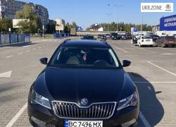 Универсал 5 дверей Skoda Superb III 2016 в Червонограде