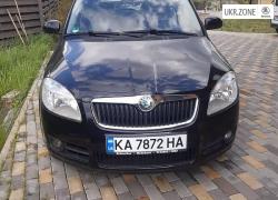 Хэтчбек 5 дверей Skoda Fabia II 2009 в Киеве